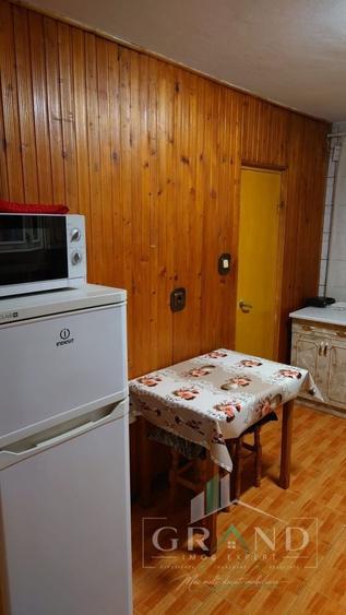 Apartament cu 2 camere decomandat, mobilat în Între Lacuri