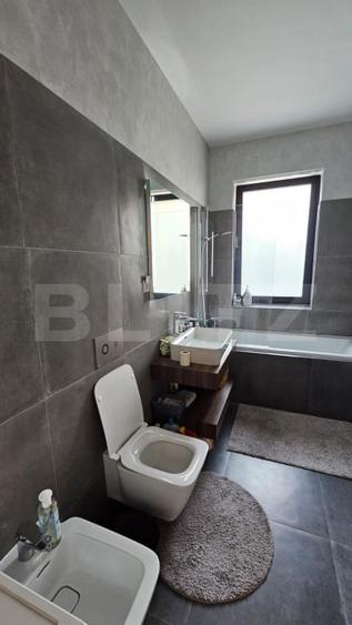Apartament cu 2 camere decomandat, mobilat în Drumul Poienii