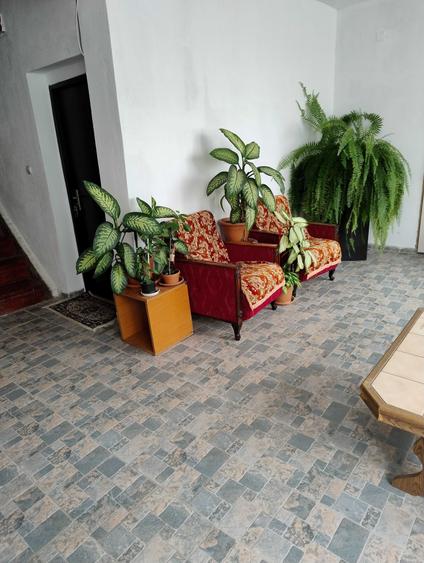 Garsonieră semidecomandată în Plopi
