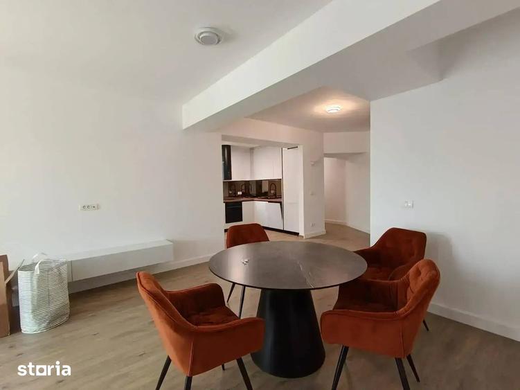 Apartament cu 3 camere în Armeneasca