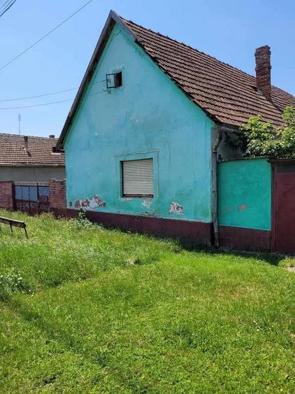 Casă cu 3 camere în Central