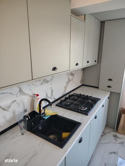 Apartament cu 3 camere decomandat, mobilat în Rahova