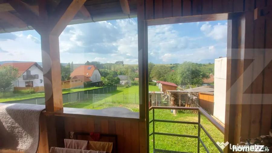 Casă cu 4 camere cu Teren 500 Mp în Central