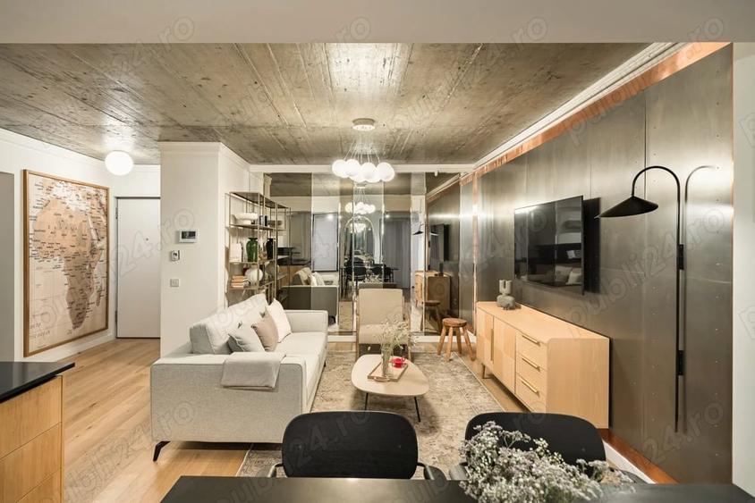 Apartament cu 2 camere decomandat, mobilat în Central