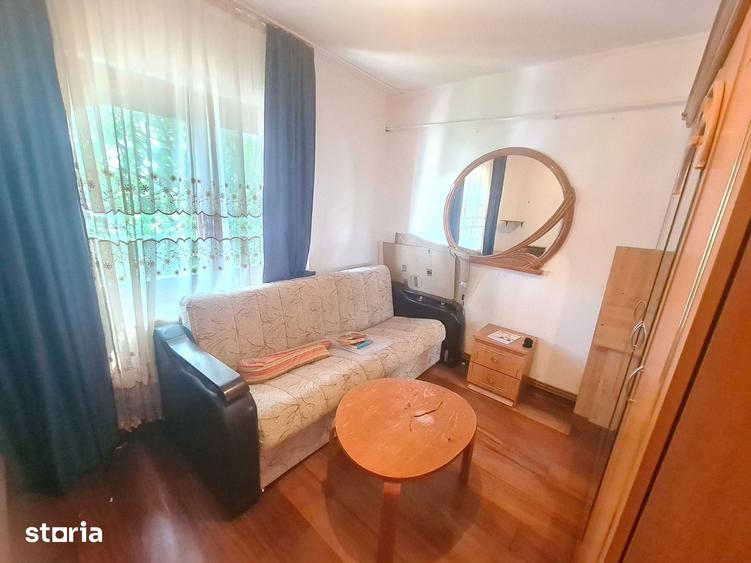 Apartament cu 2 camere semidecomandat în Republicii