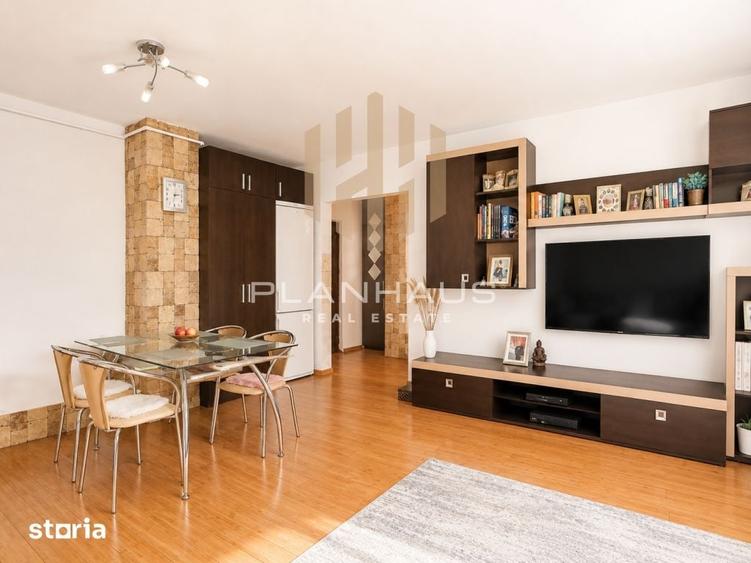 Apartament cu 3 camere decomandat în Traian