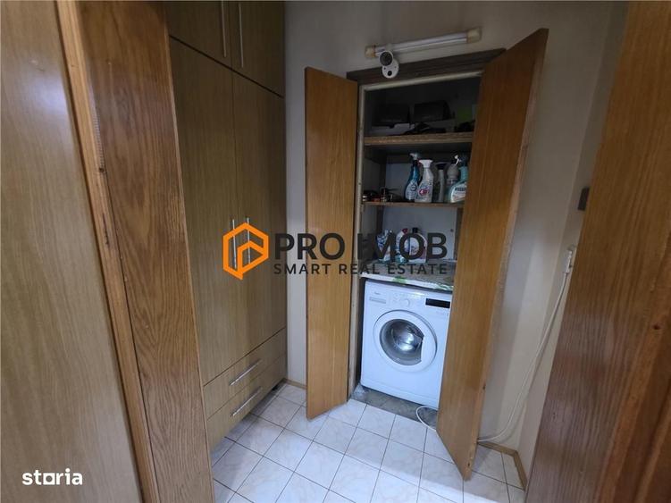 Apartament cu 3 camere decomandat în Central