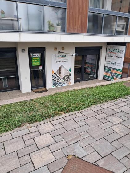 Spațiu comercial, de 60 mp, în Ștrand