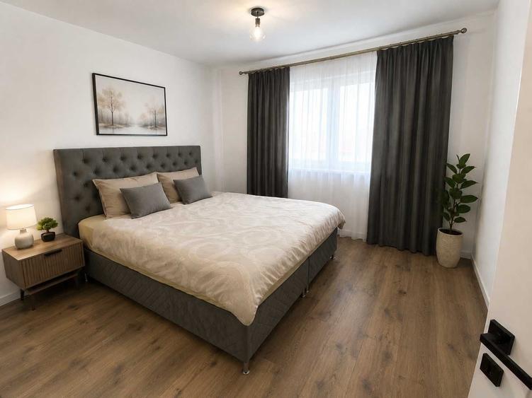 Apartament cu 4 camere decomandat în Central