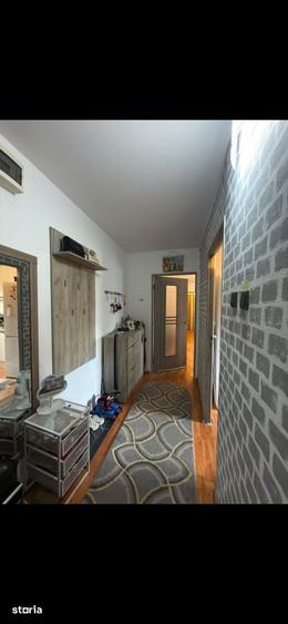 Apartament cu 2 camere în Girocului