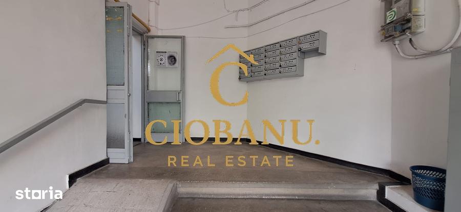 Apartament cu 2 camere decomandat în Calea București