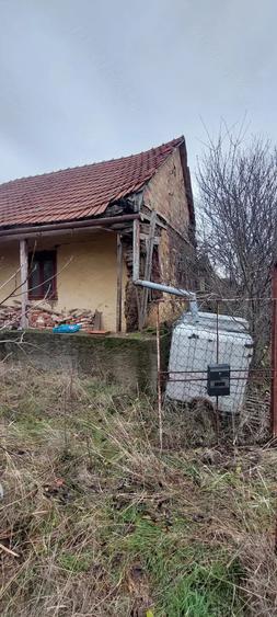 Casă cu Teren 1306 Mp în Murani