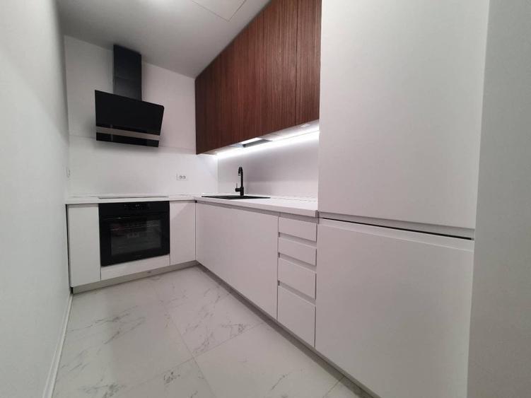 Apartament cu 2 camere semidecomandat în Floreasca