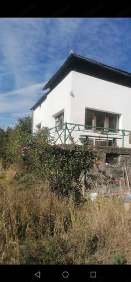 Casă cu Teren 35 Mp în Valea Roșie