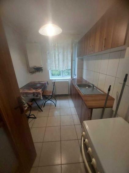 Apartament cu 2 camere decomandat în Semicentral