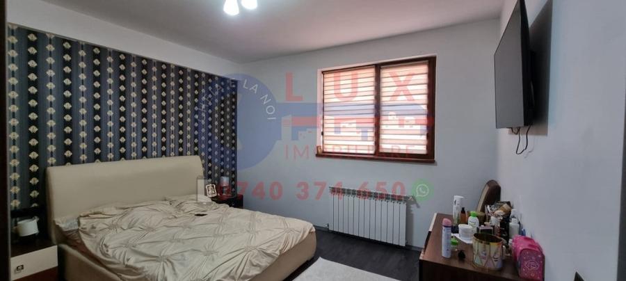 Casă cu 5 camere cu Teren 262 Mp în Babadag