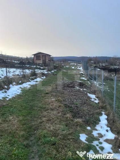 Teren de 1400 mp, în Centura