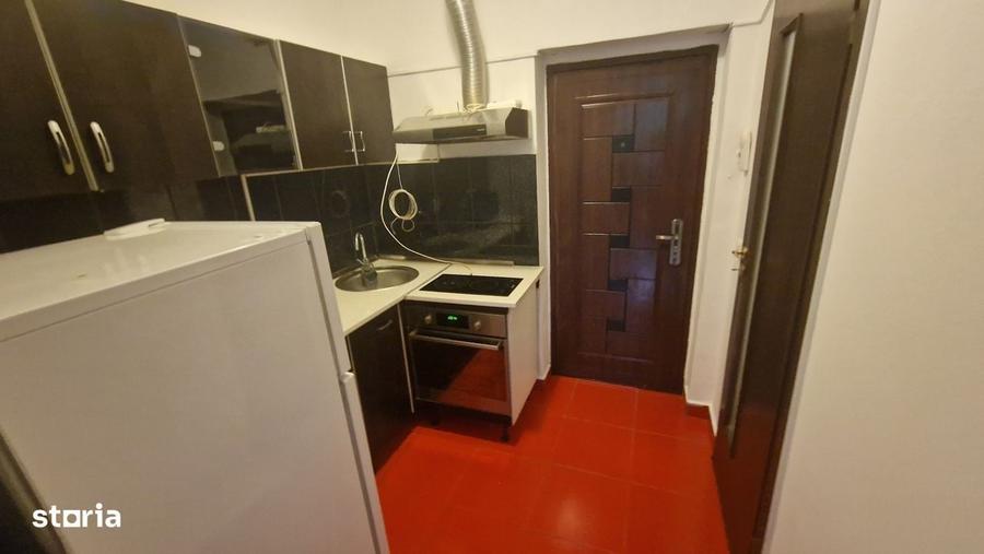 Garsoniera Metrom - 2