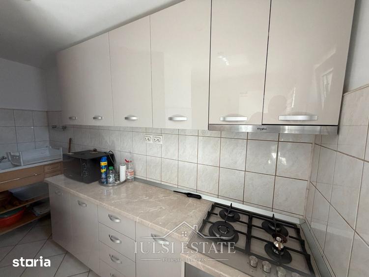 Apartament cu 3 camere decomandat în Bucov