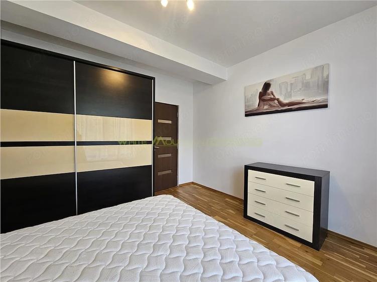 Apartament cu 2 camere semidecomandat în Schei
