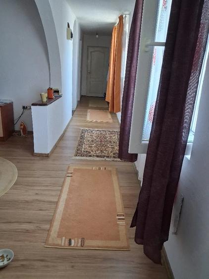 Casă cu Teren 850 Mp în Popești