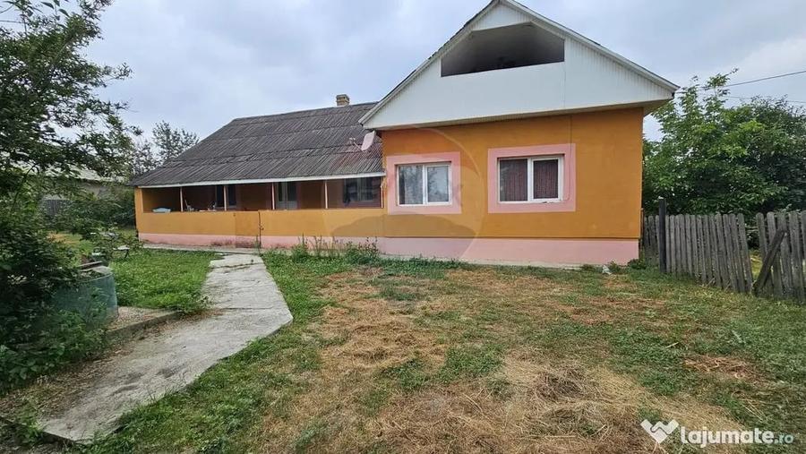 Casă cu 5 camere cu Teren 526 Mp în Chilișeni