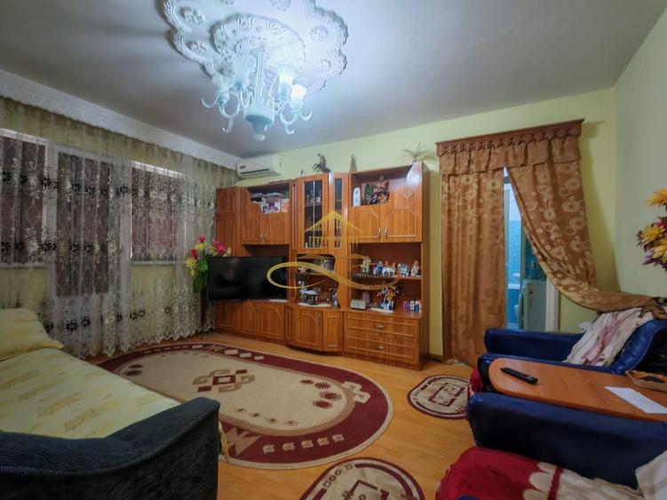 Apartament cu 2 camere semidecomandat în Orizont