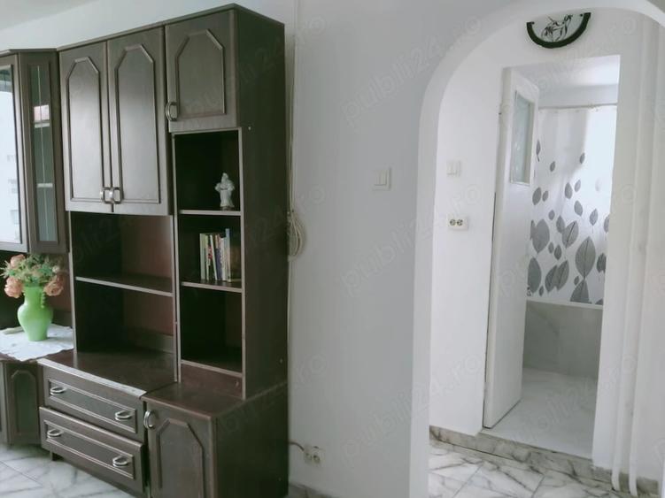 Apartament cu 3 camere decomandat în Sălăjan