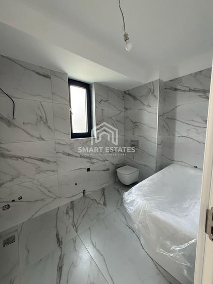 Duplex cu 4 camere cu Canalizare în Theodor Pallady