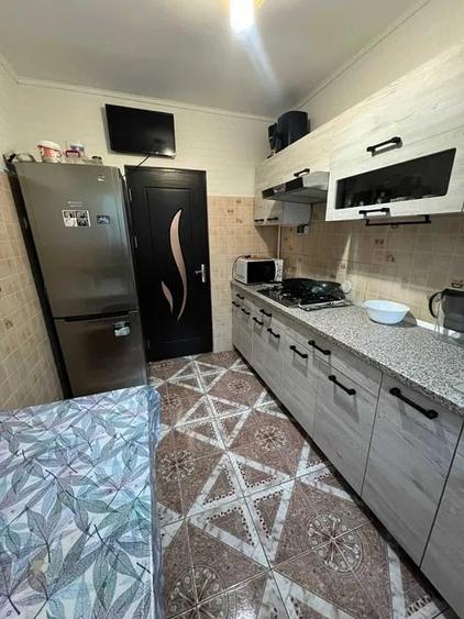 Apartament cu 2 camere, etajul 2/4, zona Tatarasi - 5