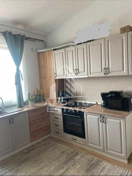 Apartament cu 2 camere decomandat în Torontalului