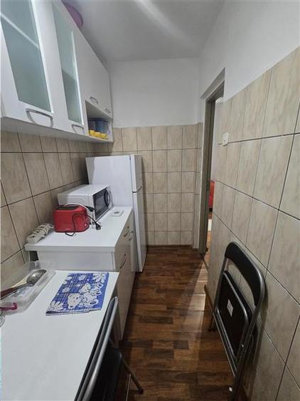 Apartament cu 2 camere decomandat, mobilat în Tomis Nord
