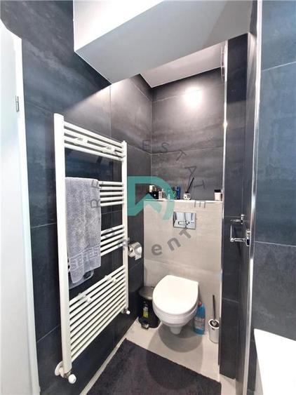 Apartament cu 4 camere decomandat, mobilat în Tractorul