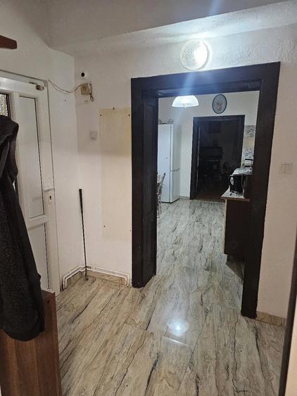 Casă cu 2 camere cu Teren 400 Mp în Central
