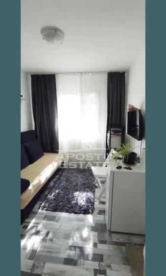 Garsonieră nedecomandată în Complex Studențesc