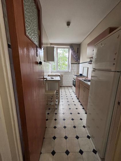 Apartament cu 2 camere decomandat în Exterior Vest