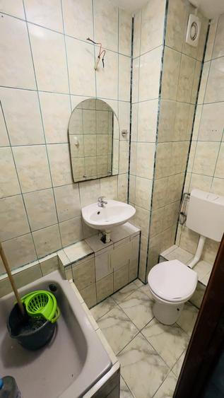 Apartament cu 3 camere decomandat în Soarelui