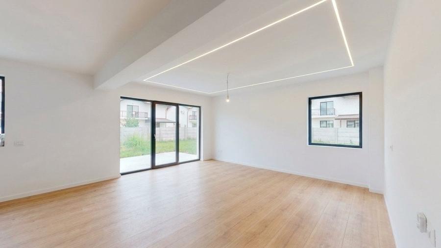 Casă cu 5 camere cu Teren 420 Mp în Pantelimon