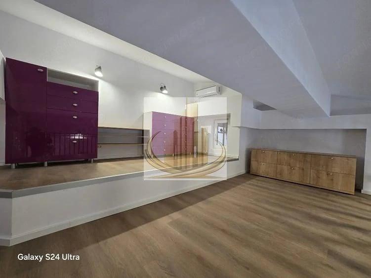 Apartament cu 3 camere decomandat în Giurgiului