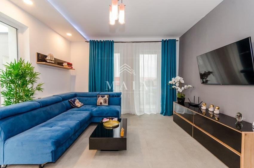Apartament cu 2 camere decomandat, mobilat în Central