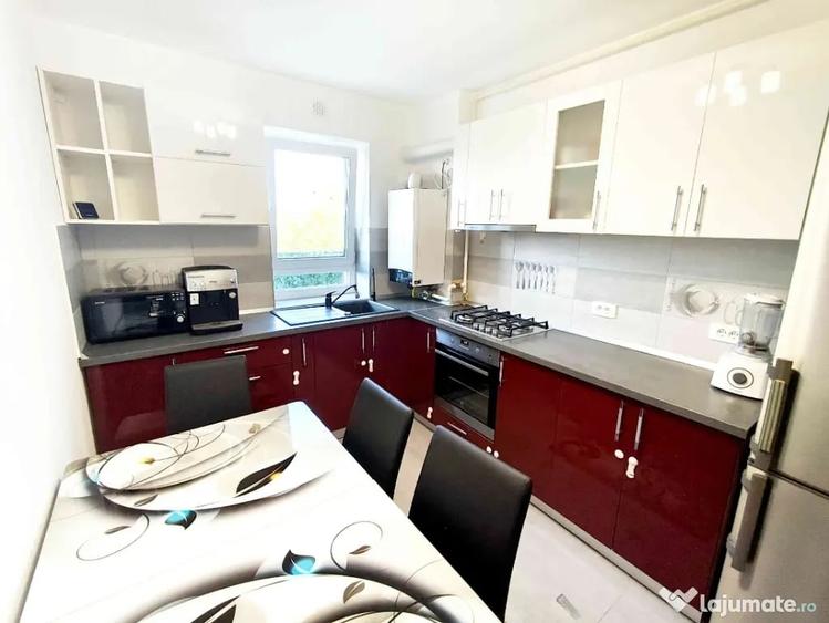 Apartament cu 2 camere decomandat în Central