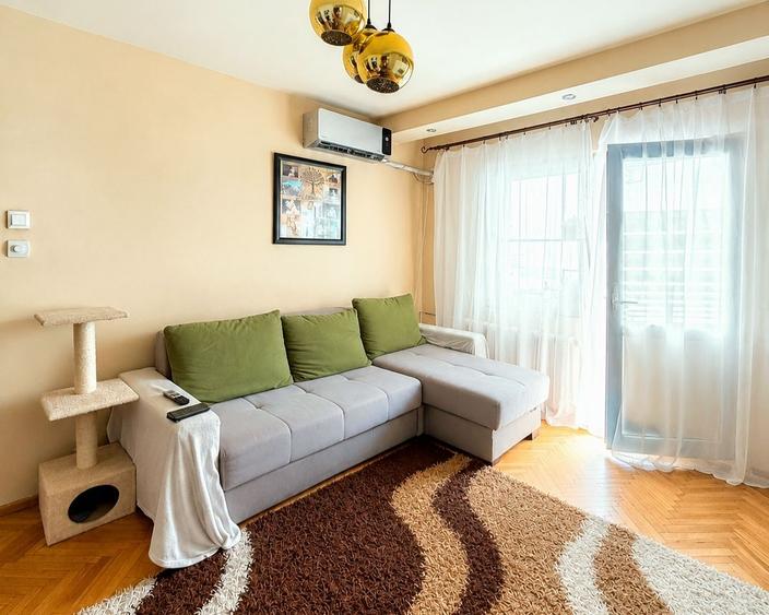 Apartament cu 3 camere semidecomandat, mobilat în Lipovei — fotografia 1