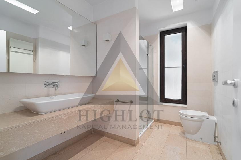 Duplex cu 10 camere cu Piscina în Pipera