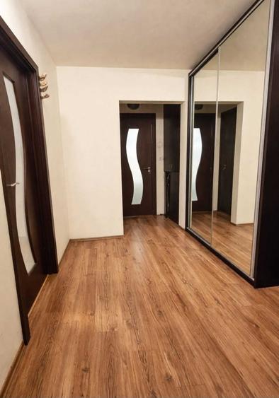Apartament cu 2 camere decomandat în Calea Severinului