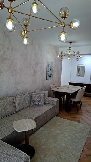 Apartament cu 3 camere decomandat în Pipera