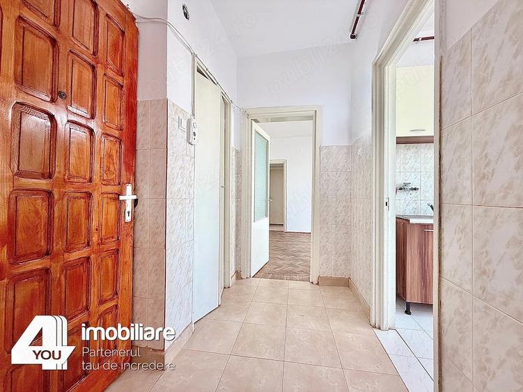 Apartament 3 camere Ineu langa Primarie ,82 mp, cu termoteca - 1