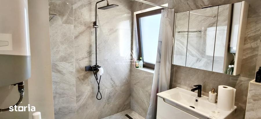 Casă cu 3 camere cu Teren 350 Mp în Central