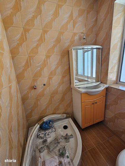 Casă cu 4 camere în Bobâlna