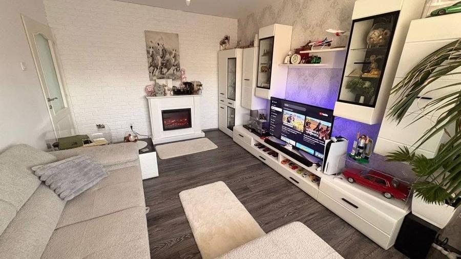 Apartament cu 3 camere decomandat, mobilat în Păcurari