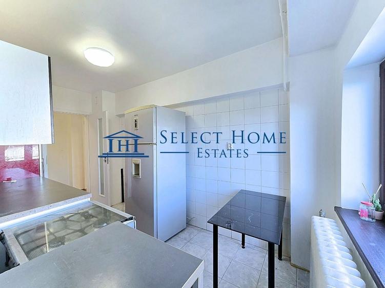 Apartament cu 5 camere decomandat în Unirii